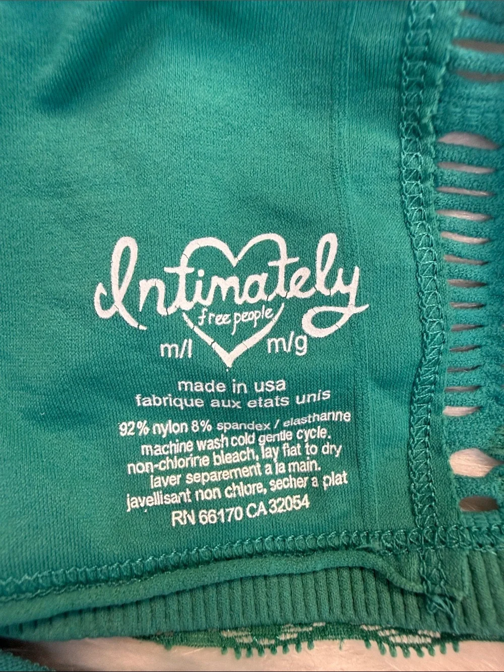 Free People Intimately Seamless Crochet Racerback Bralette size Medium/Large - Picture 11 of 11